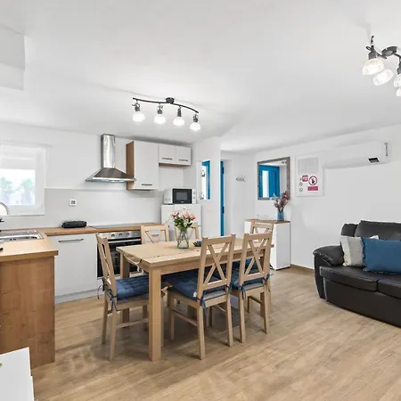 Zuzic Apartament Novigrad (Istria)